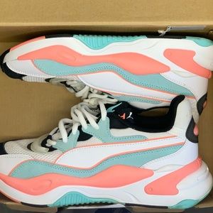 Women’s Puma Shoes